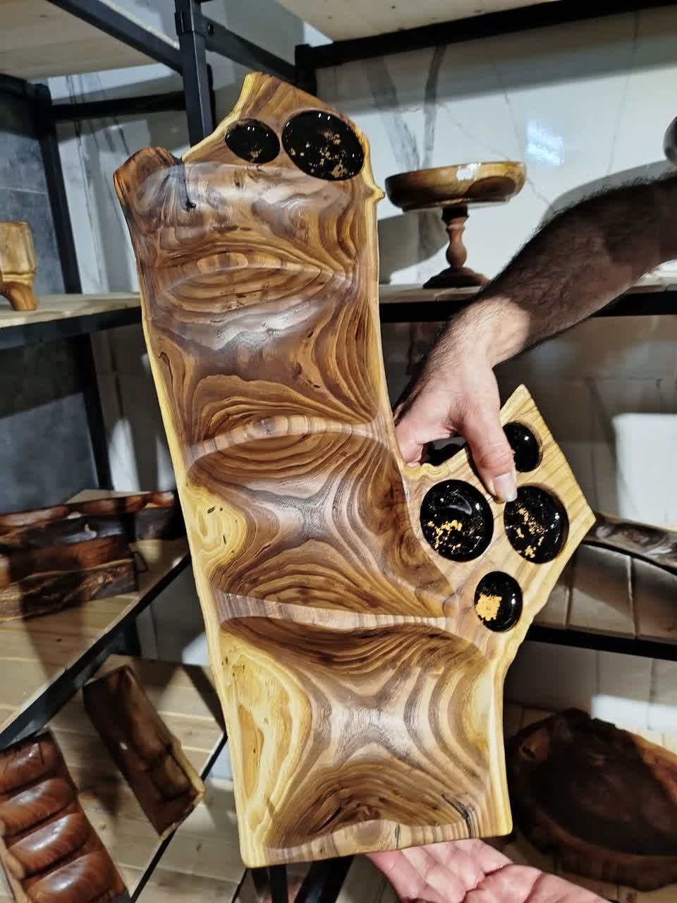 میز مزه خوری چوب سنجد ۴ خانه با ۶ شات